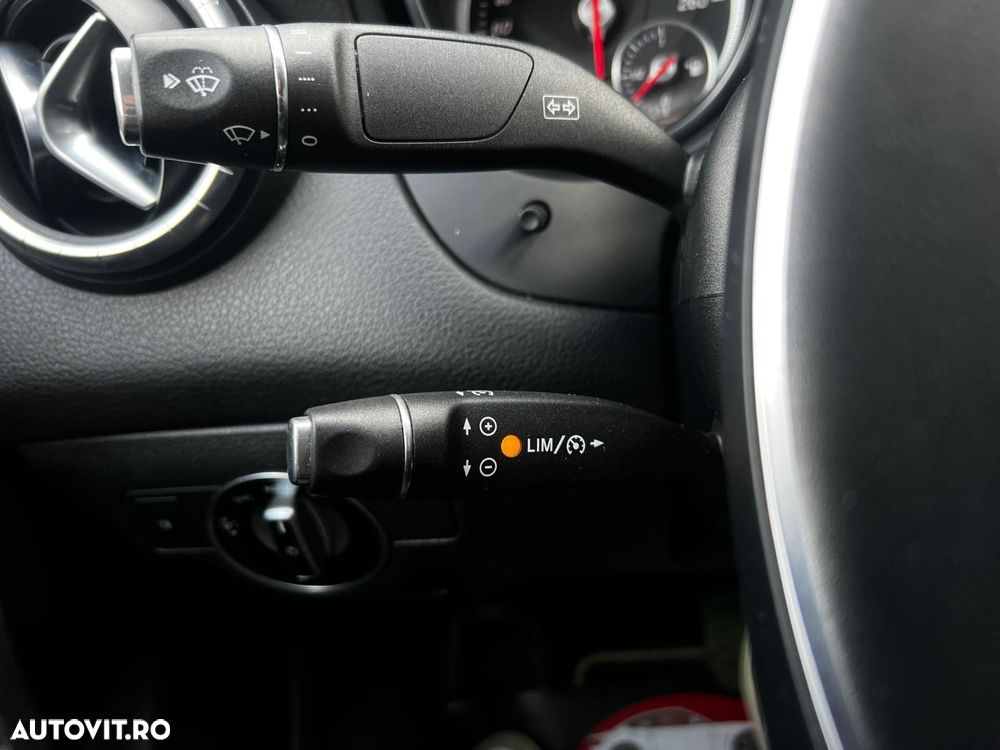 Mercedes-Benz CLA - 14