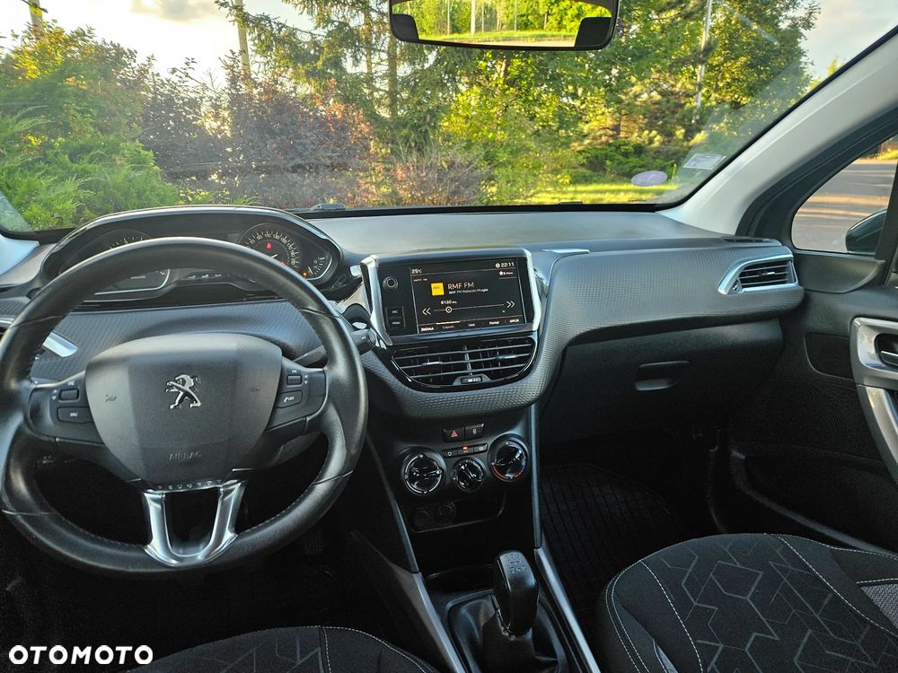 Peugeot 2008 PureTech 82 Style - 24