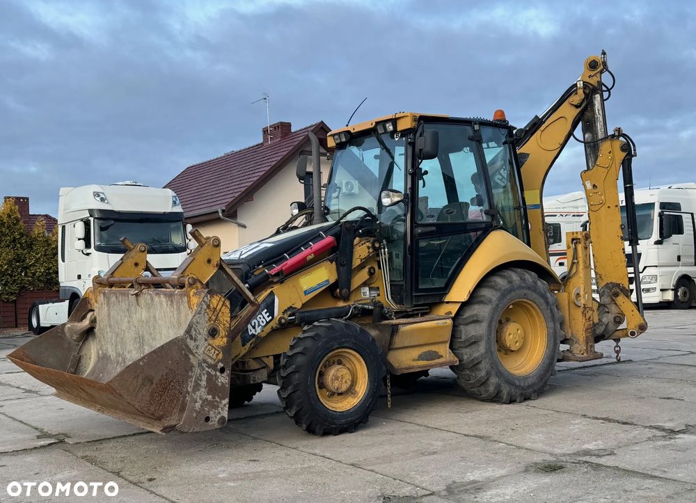 Caterpillar 428E - 2