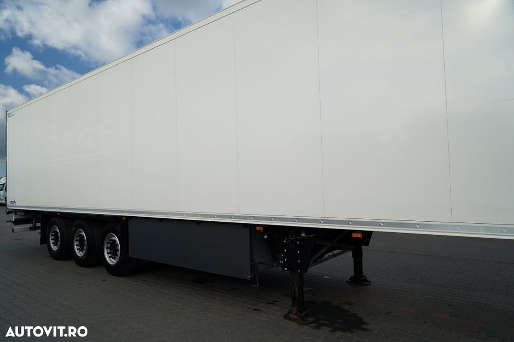 Schmitz Cargobull / SEMIREMORCĂ FRIGORIFICĂ / UNITATE FRIGORIFICĂ SCHMITZ CARGOBULL / SISTEM DE ÎNCĂRCARE PE DOUĂ NIVELE / AXĂ RIDICABILĂ / SUPORT PENTRU PALLEȚI / - 12