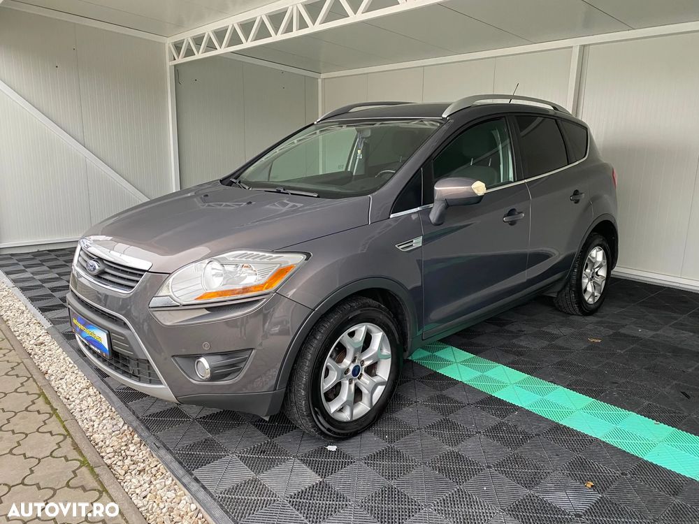 Ford Kuga - 10