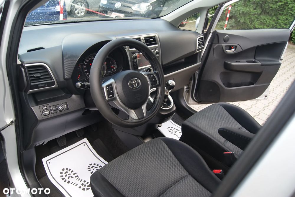 Toyota Verso S 1.33 VVT-i Life - 19