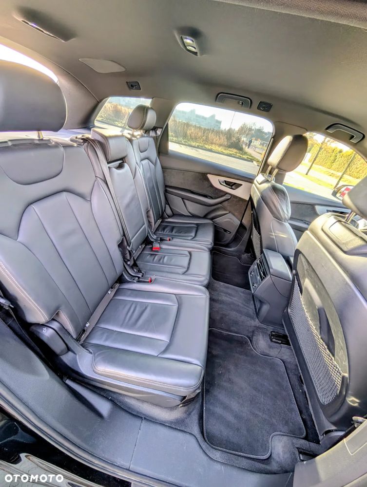 Audi Q7 - 9