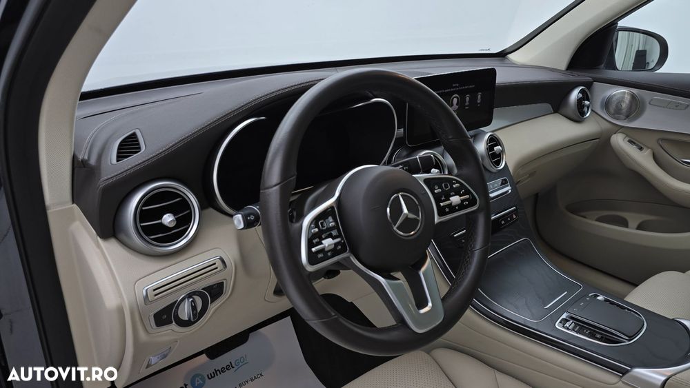 Mercedes-Benz GLC 300 e 4MATIC - 14