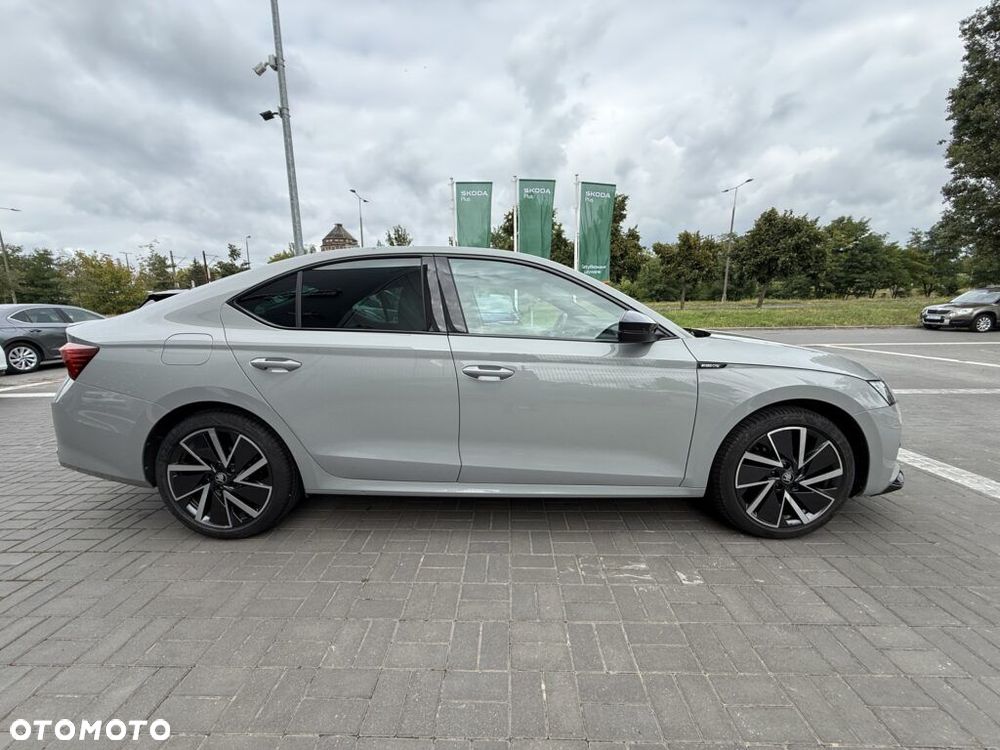 Skoda Octavia 1.5 TSI mHEV Sportline DSG - 6
