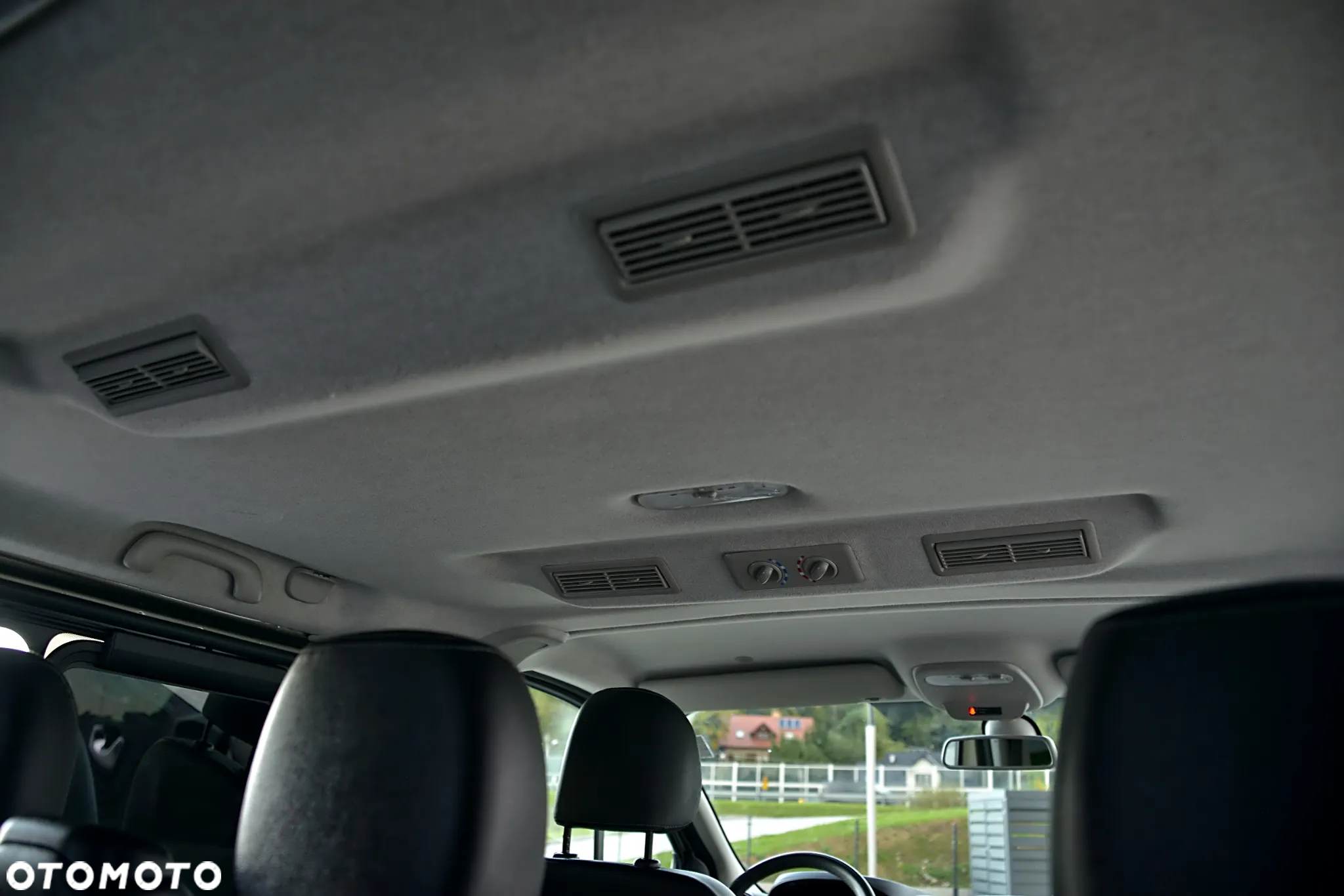 Opel Vivaro - 6