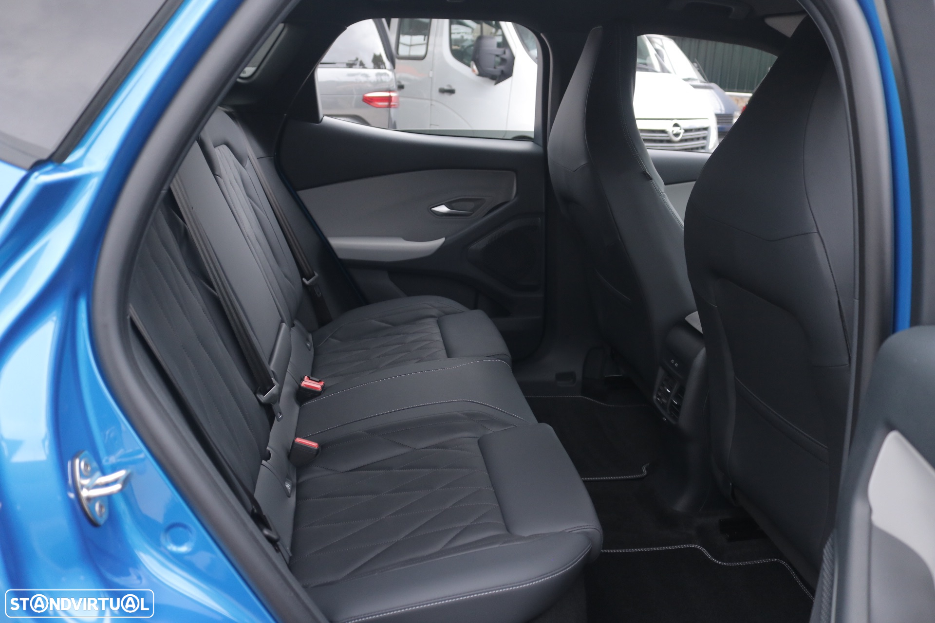 Ford Capri 77 kWh Premium - 14