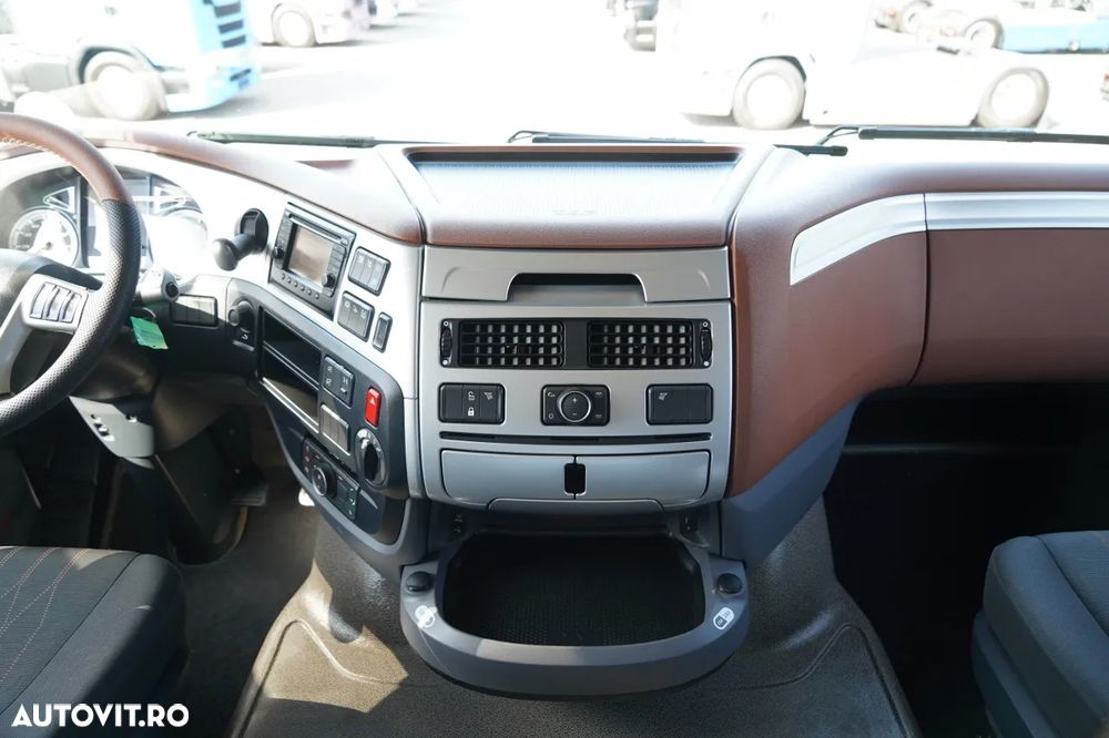 DAF XF 530 / RETARDER / AER CONDIȚIONAT DE PARCARE / CABINĂ SUPER SPACE / JANTE DIN ALIAJ - 31