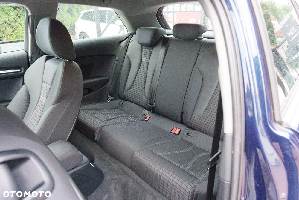 Audi A3 3-drzwiowe 1.6 TDI design - 11