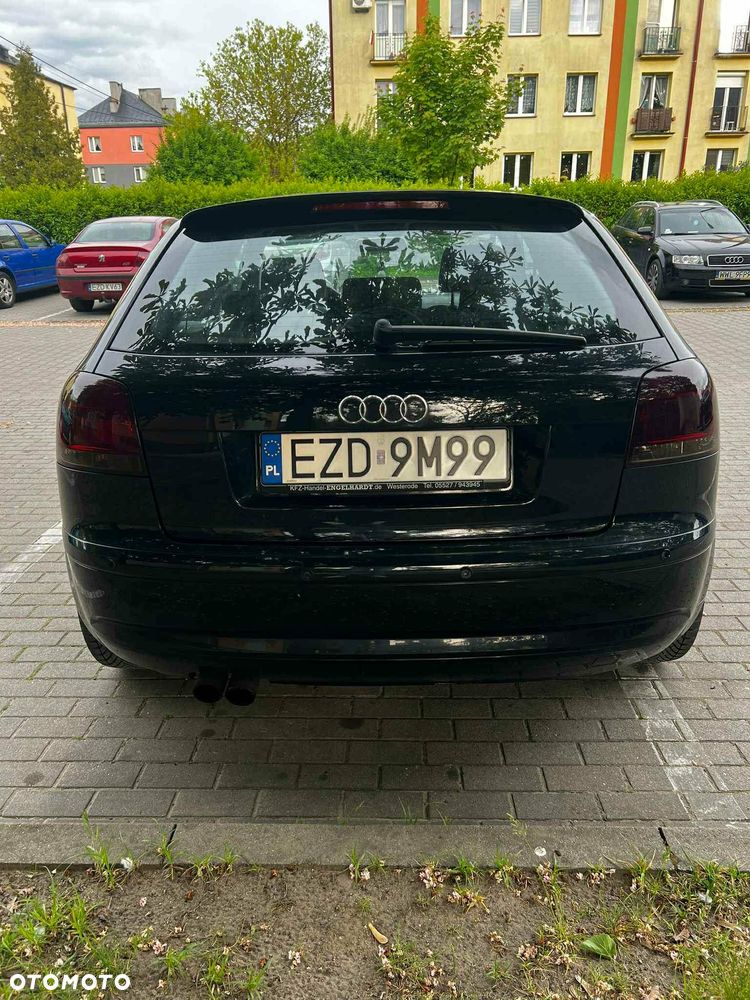 Audi A3 3-drzwiowe 1.8 TFSI Ambiente - 4