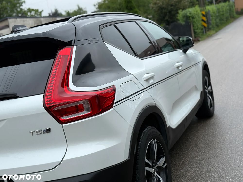 Volvo XC 40 T5 AWD R-Design - 40