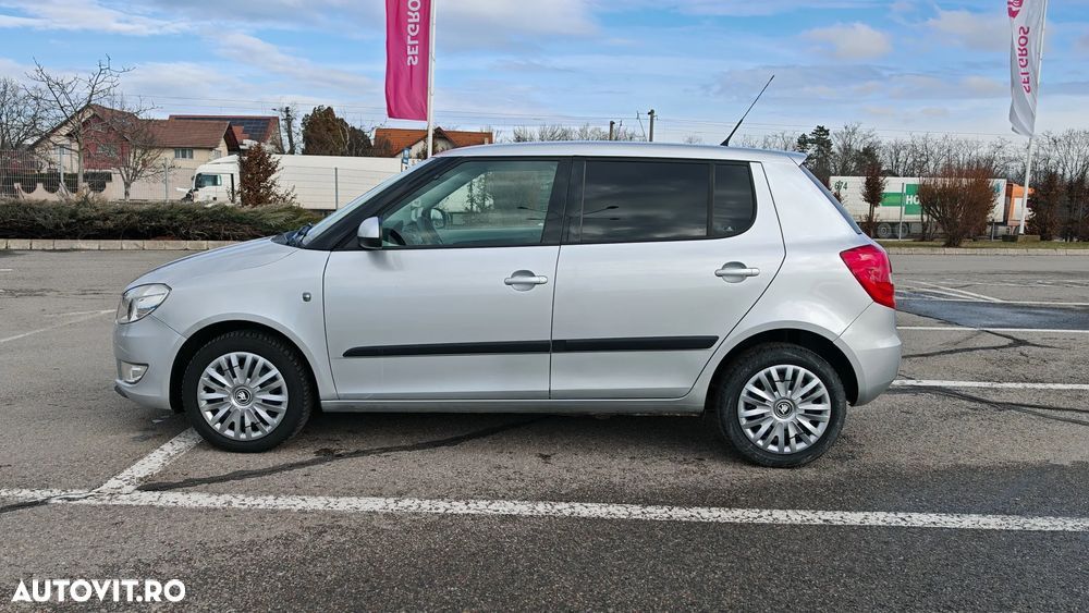 Skoda Fabia 1.2 TSI Ambiente DSG - 4