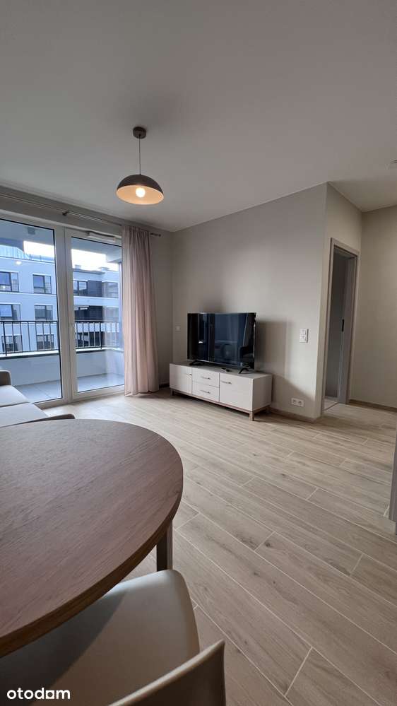 Bezpośrednio od wł | 2 pokoje 39,61 m² + loggia + miejsce w hali garaż