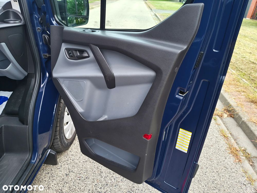 Ford Transit Custom - 12