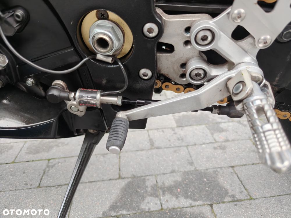 Suzuki GSX-R - 8