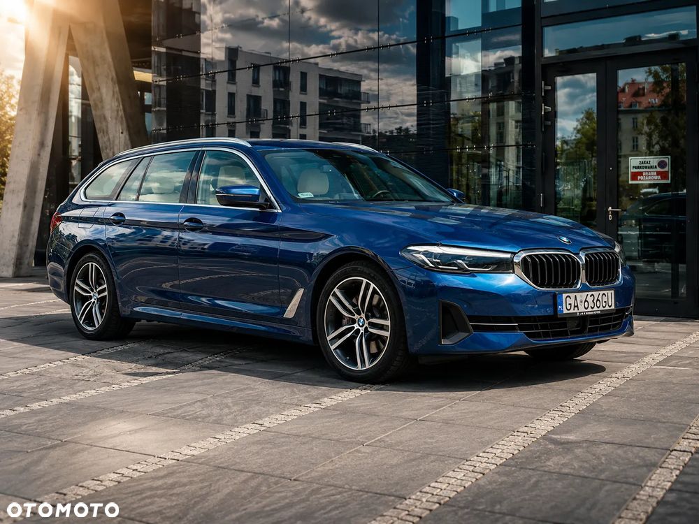 BMW Seria 5 520d xDrive Luxury Line sport - 1