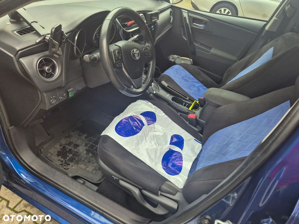 Toyota Auris Hybrid 135 Comfort - 8