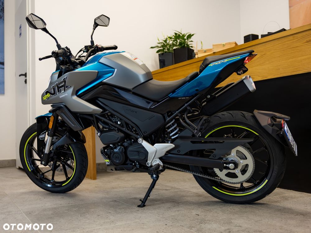 CFMoto NK - 17