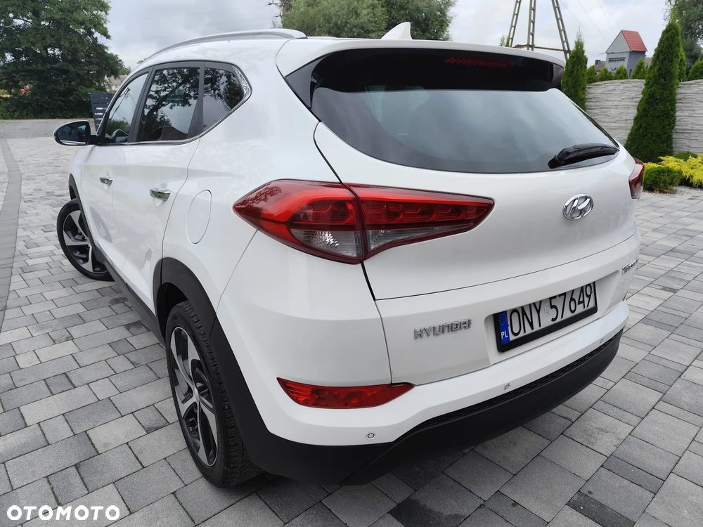 Hyundai Tucson 1.7 CRDI BlueDrive Style 2WD - 8