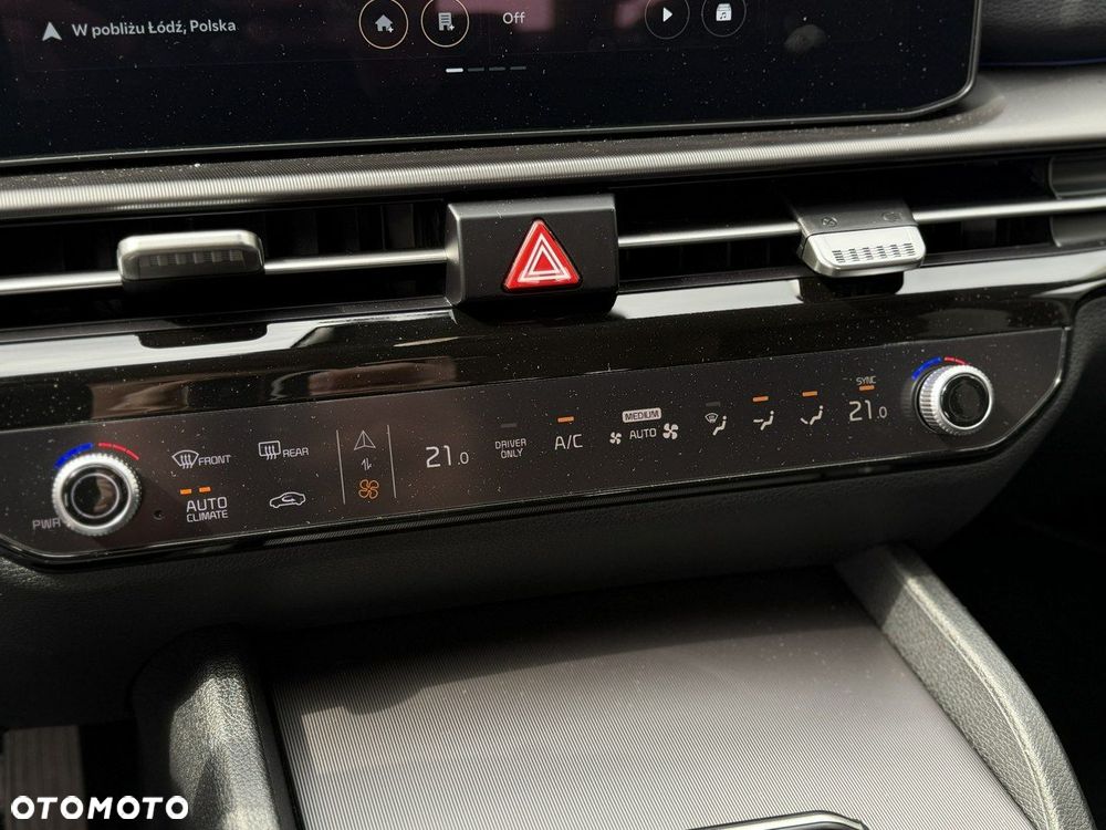 Kia Sportage 1.6 T-GDI HEV Business Line 2WD - 24