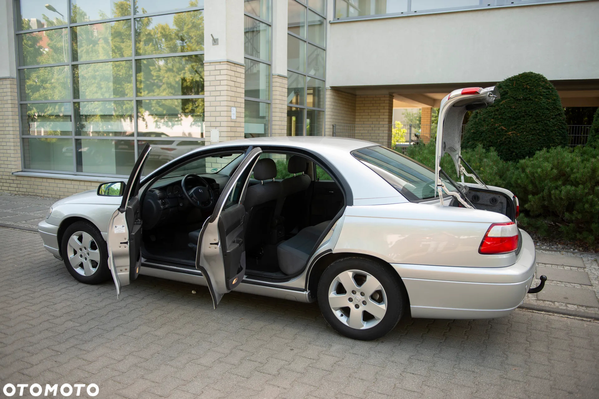 Opel Omega 2.2 Elegance - 14