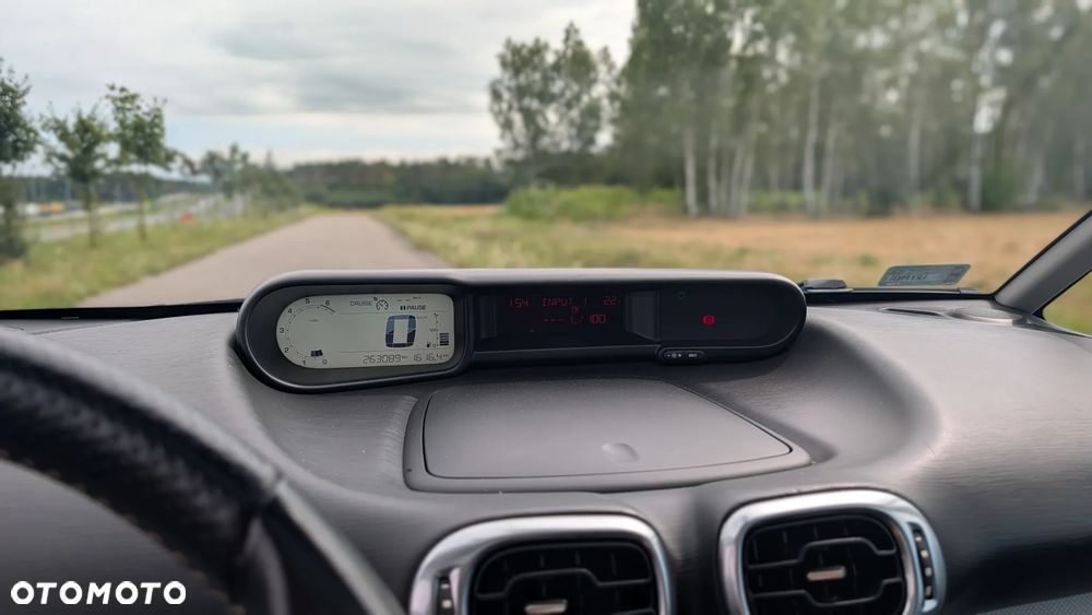 Citroën C3 Picasso 1.6i Exclusive - 11