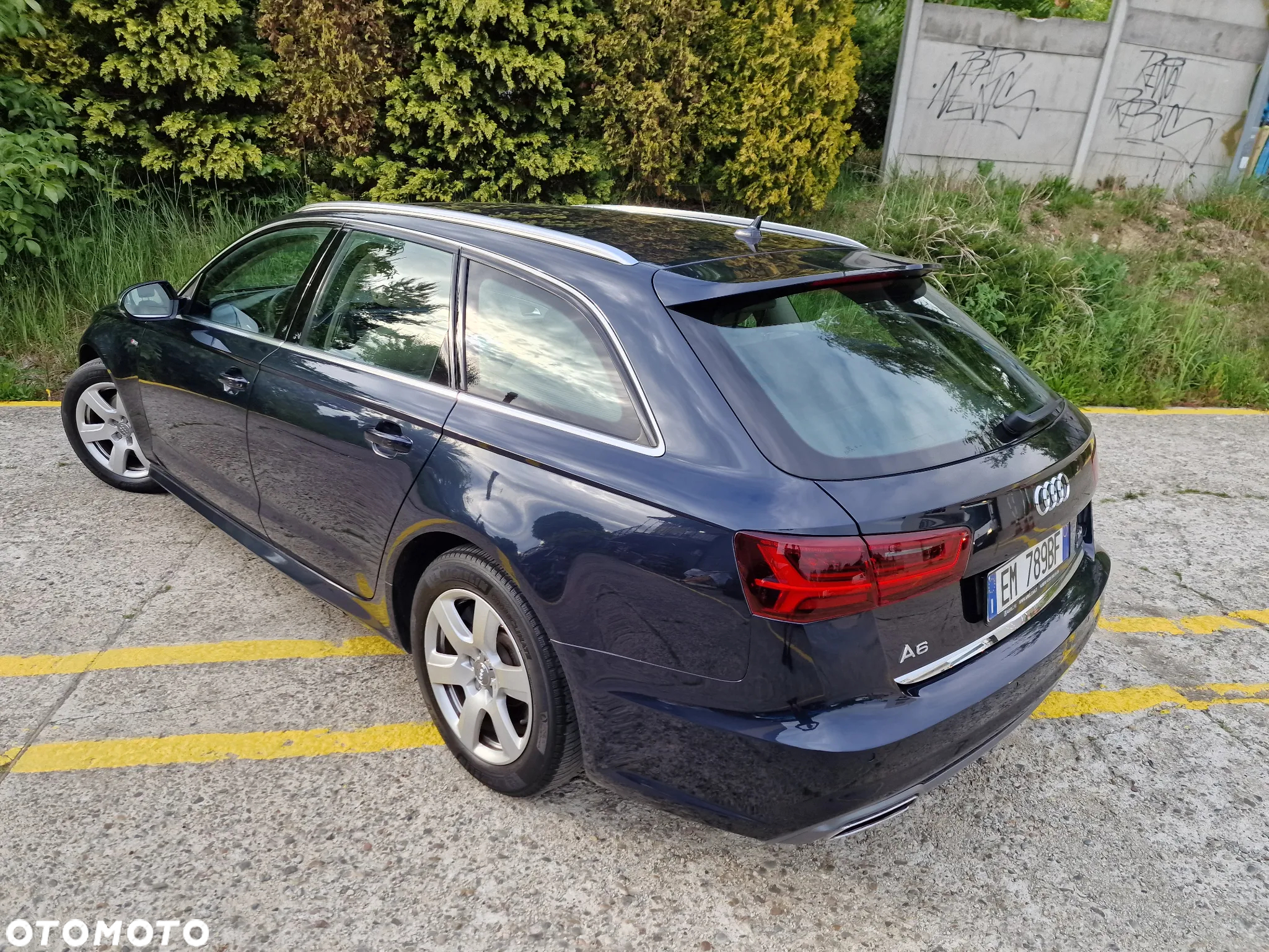 Audi A6 Avant 3.0 TDI quattro S tronic - 4