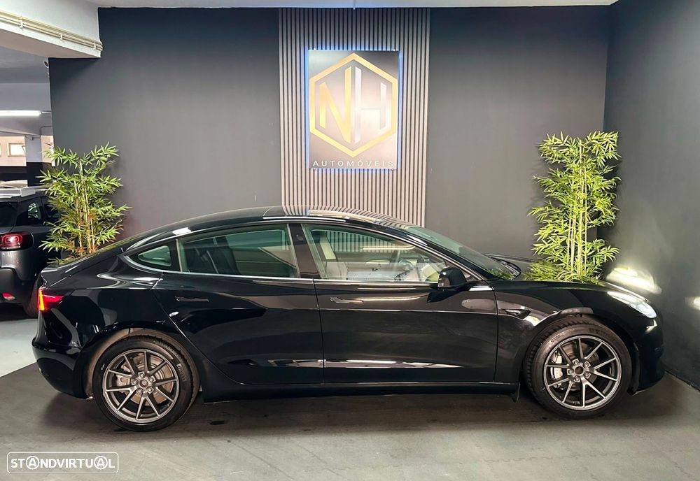 Tesla Model 3 Long Range Tração Traseira - 6