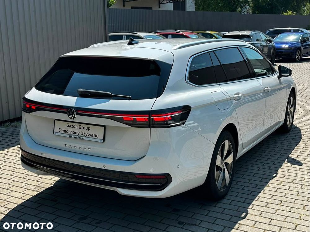 Volkswagen Passat - 7