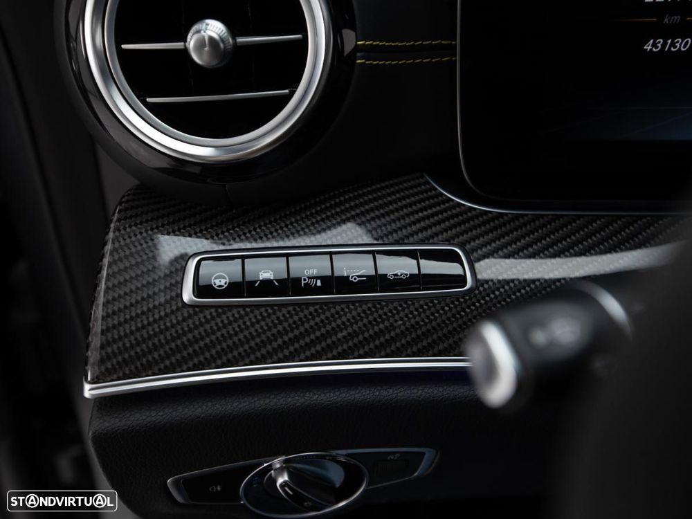 Mercedes-Benz E 63 AMG S 4-Matic+ - 29