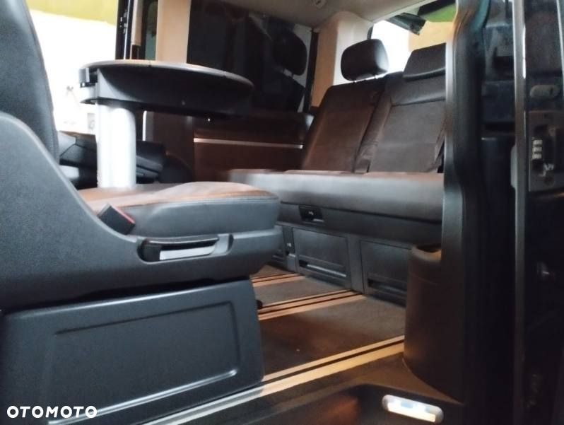 Volkswagen Multivan - 8
