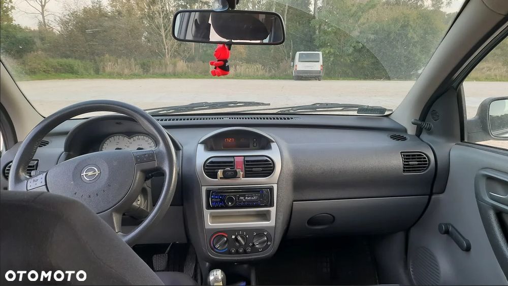 Opel Corsa - 8