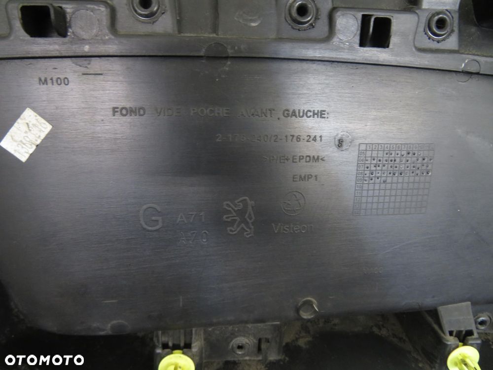 BOCZEK LEWY PRZEDNI PEUGEOT 207 3D - 4
