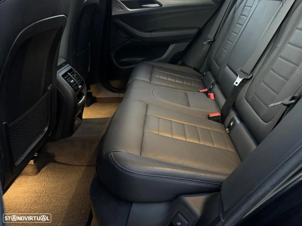 BMW iX3 Inspiring - 21