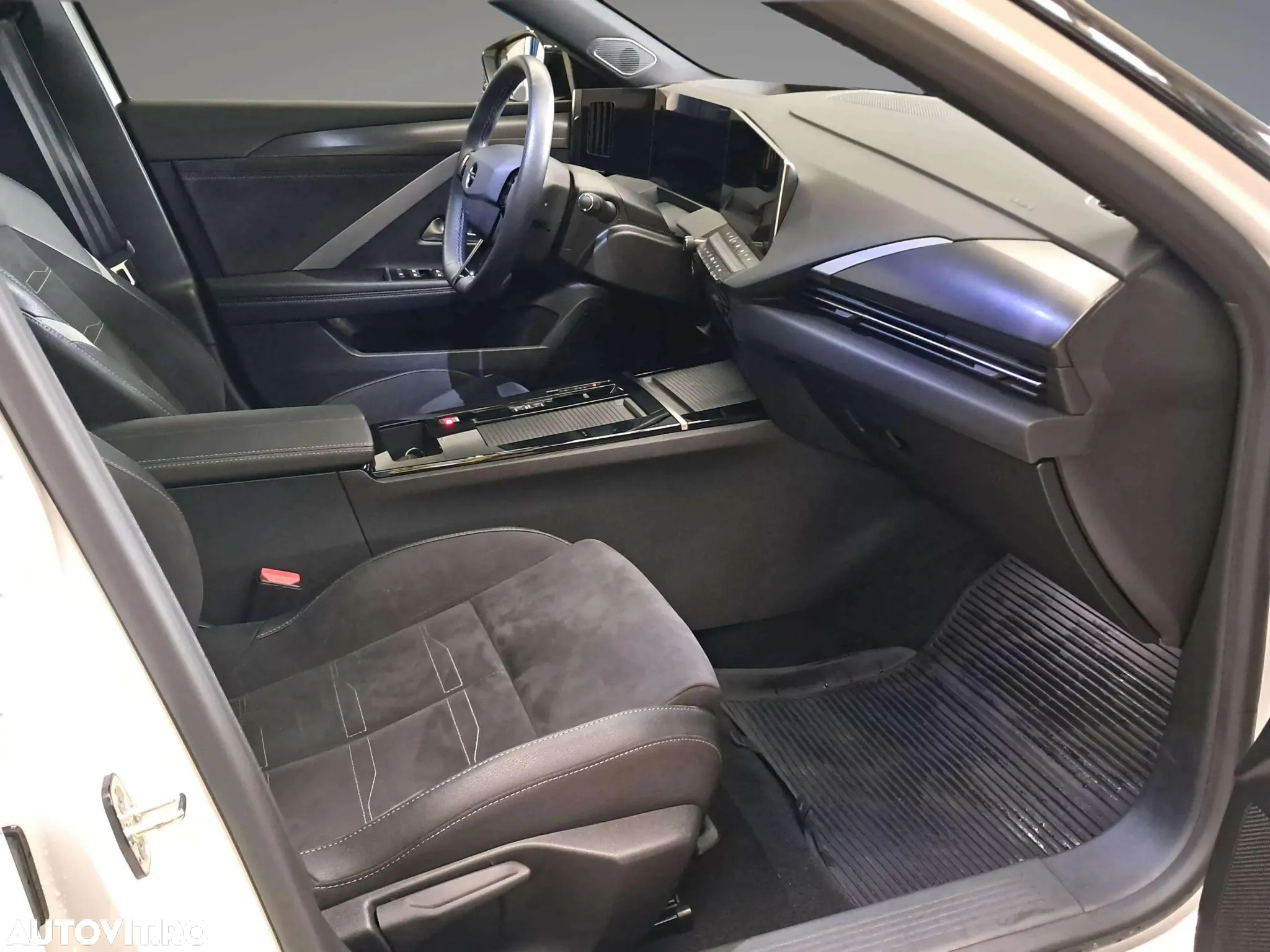 Opel Astra 54 kWh GS - 6