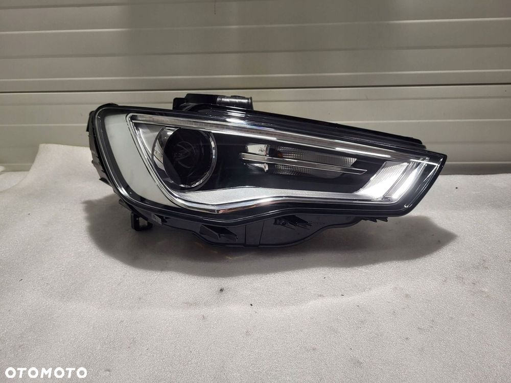 audi a3 8v sm xenon przód strona prawa 8v0941006 - 1