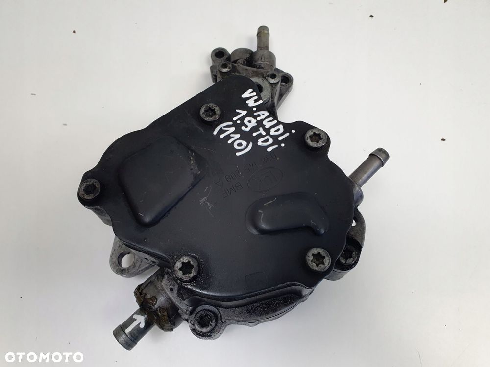 POMPA VACUM Audi A3 8L Golf IV 1.9 TDI _ wakum LUK 038145209A - 1