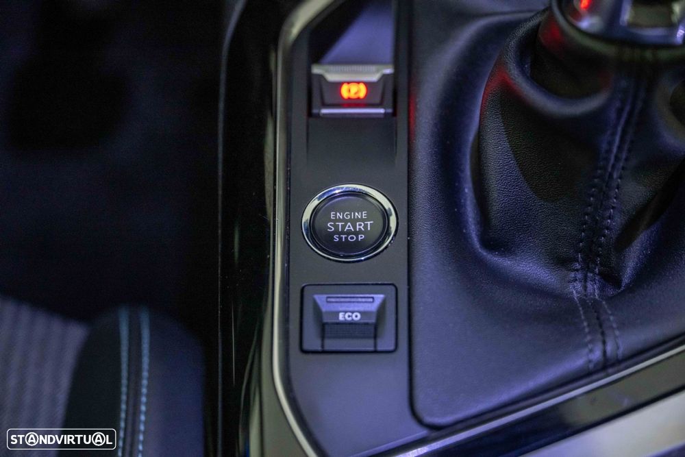 Peugeot 5008 1.2 PureTech Allure Pack - 21