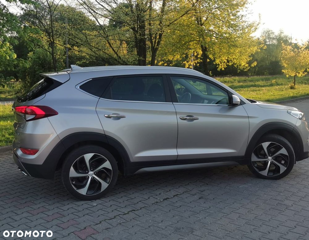 Hyundai Tucson 2.0 CRDi 4WD Intro Edition - 8
