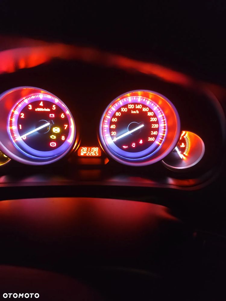 Mazda 6 2.0 Exclusive + - 11
