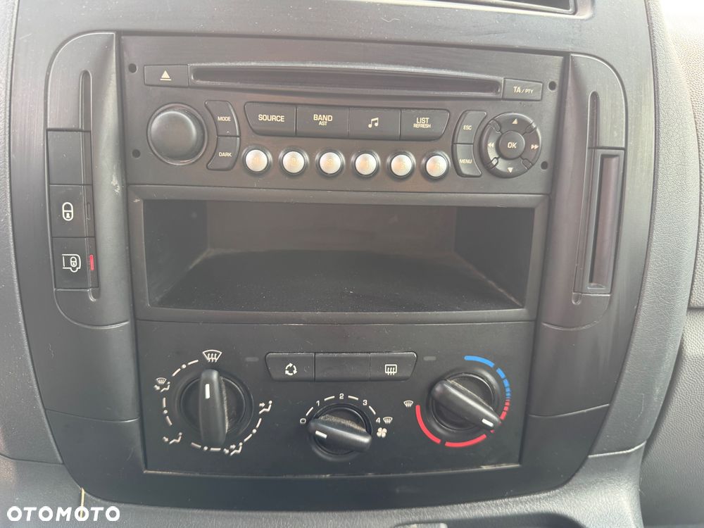 Peugeot Expert - 11