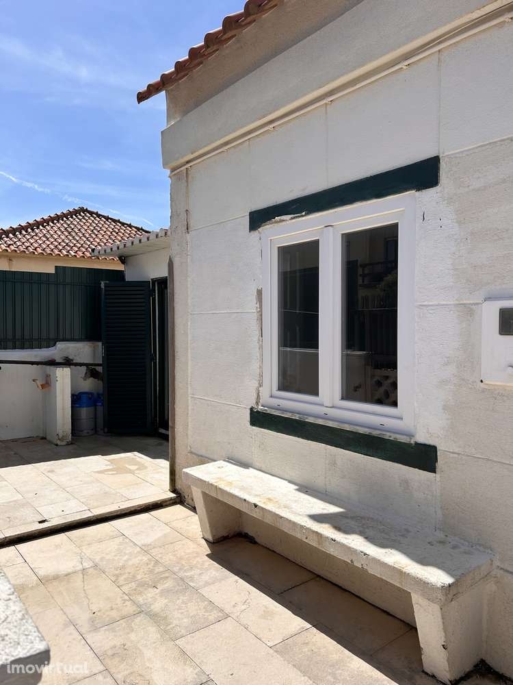 “Moradia com Vista Mar em Santa Cruz – A 1 minuto  da Praia” - Grande imagem: 3/16