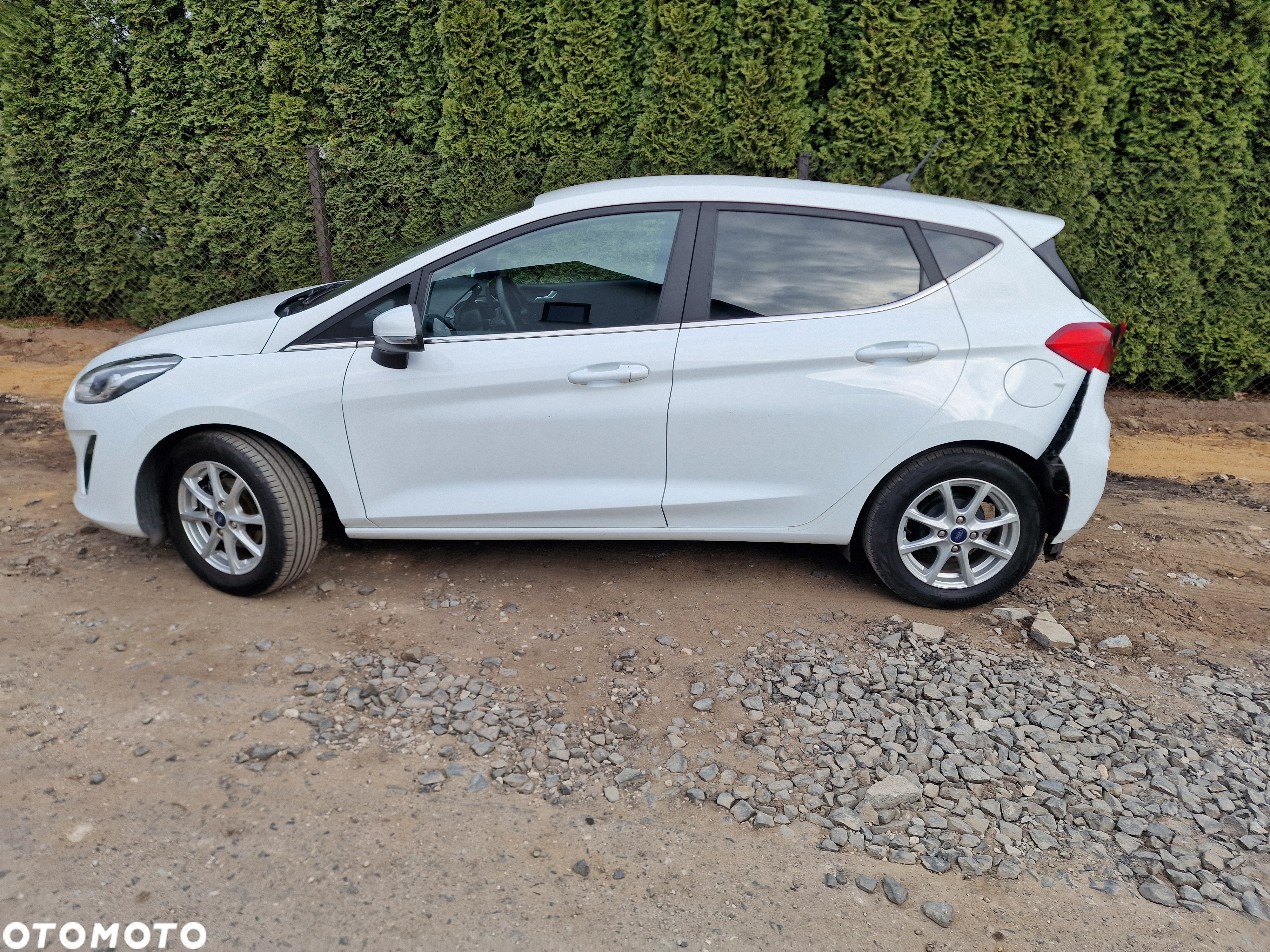 Ford Fiesta 1.0 EcoBoost S&S TITANIUM - 8