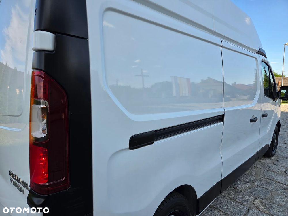 Renault Trafic Furgon - 24