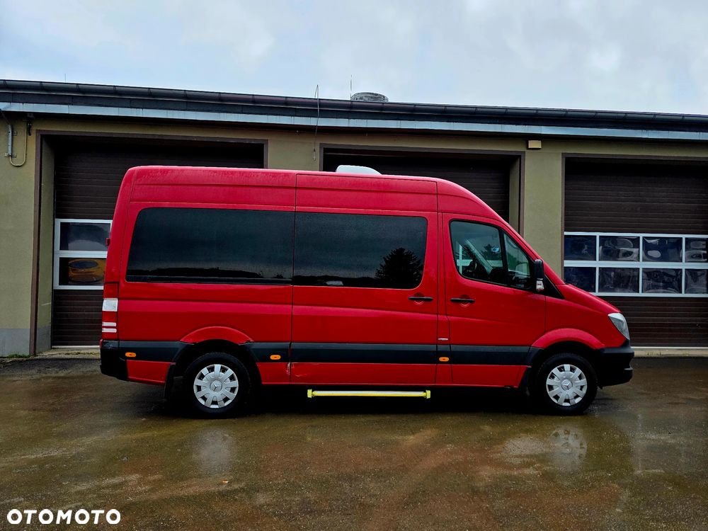 Mercedes-Benz Sprinter - 2