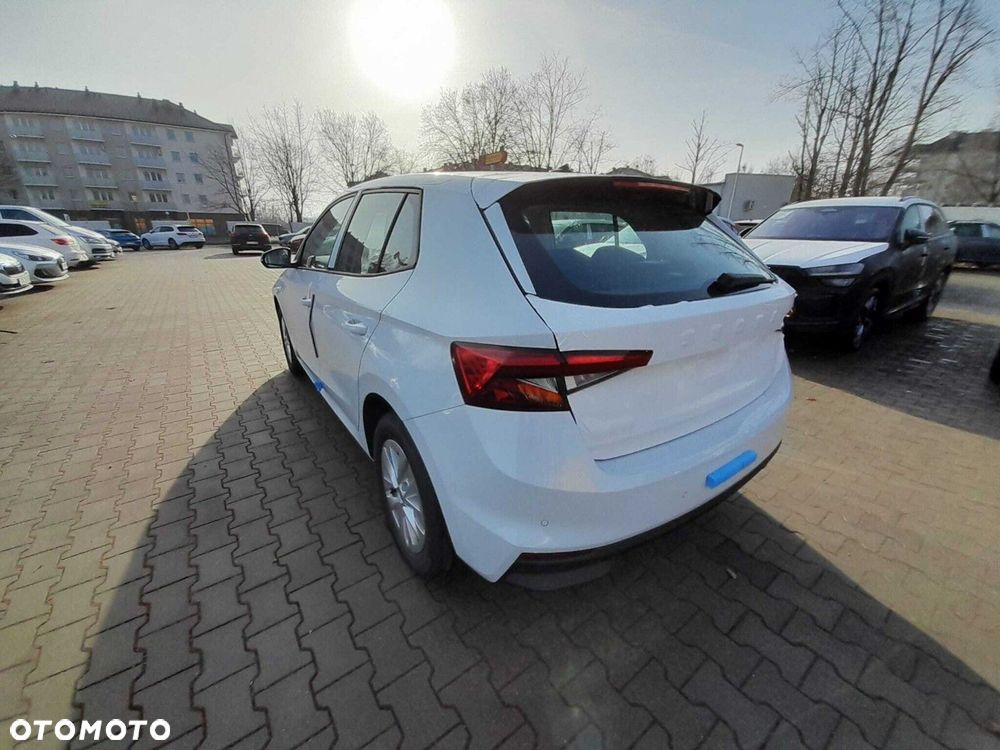Skoda Fabia - 4