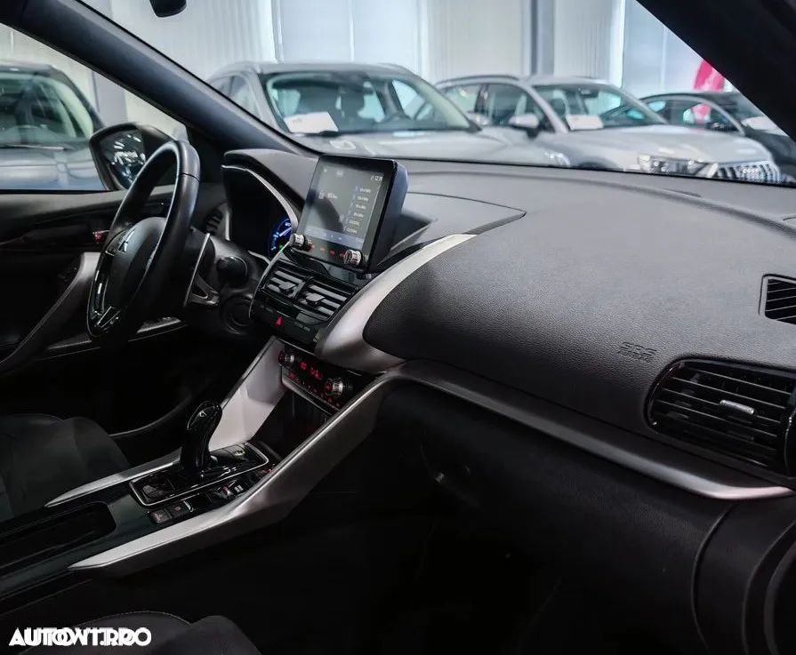 Mitsubishi Eclipse-Cross Plug-In Hybrid 4WD Basis - 6