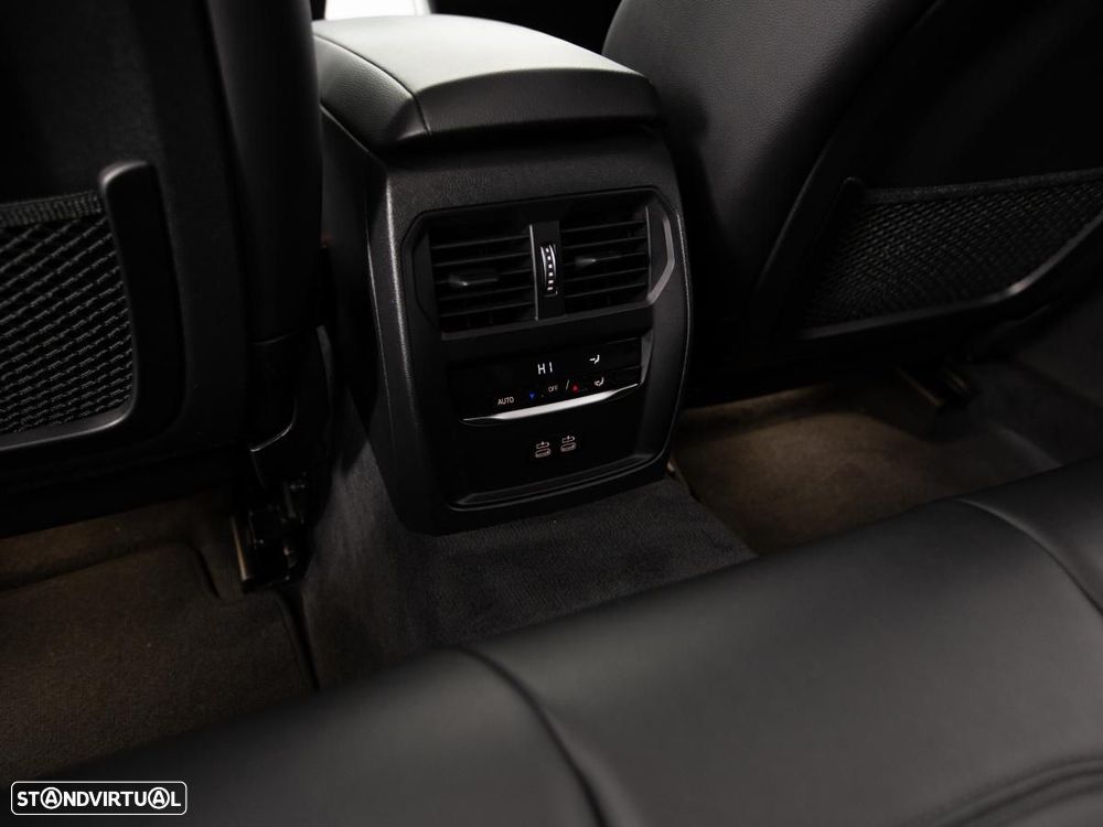 BMW 320 e Corporate Edition Auto - 16