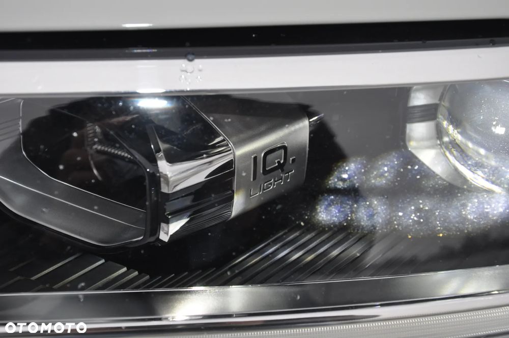 Volkswagen T-Roc 2.0 TDI SCR 4MOTION DSG R-Line - 15