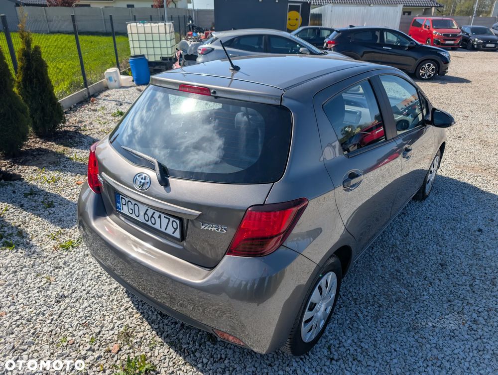 Toyota Yaris - 9